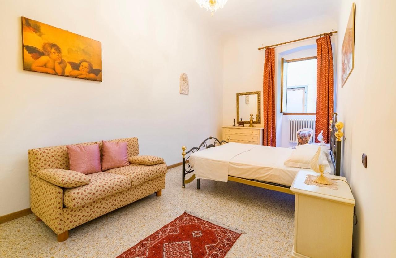 Апартаменты Central And Spacious Флоренция Экстерьер фото